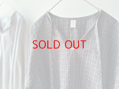 画像5: nouvelles du paradis ミニチェックドライワッシャー チョーカーネックブラウス【クリックポスト（185円）発送可能】