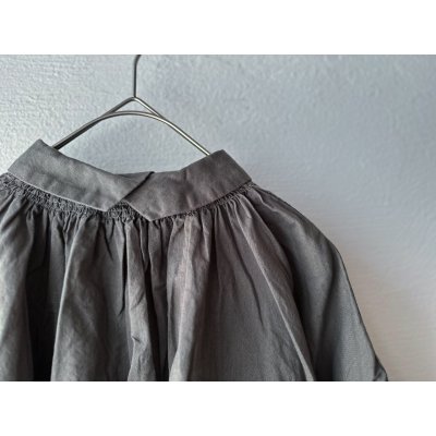 画像9: Veritecoeur バックボタンブラウス