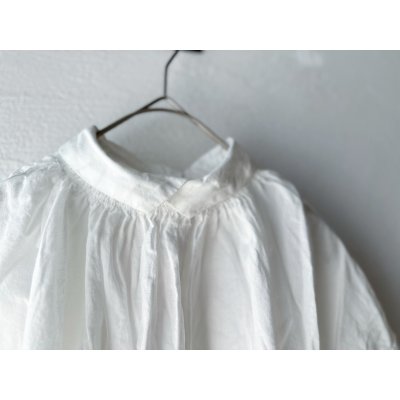 画像4: Veritecoeur バックボタンブラウス