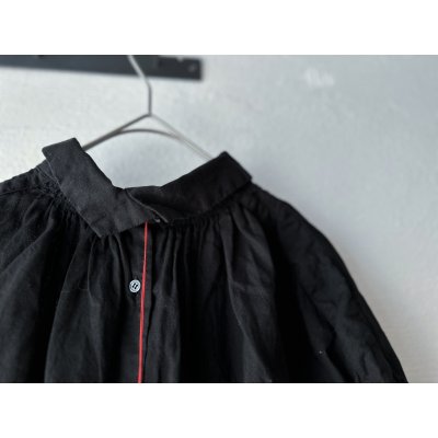 画像15: Veritecoeur バックボタンブラウス