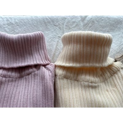 画像2: NARU 綿コーマ ランダムリブ タートルネック【1枚までクリックポスト可】