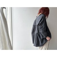 Véritécoeur ギャザーブラウス