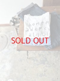 NATURAL LAUNDRY シャンカールミニモックフォントTシャツ