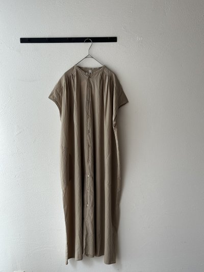 画像2: NATURAL LAUNDRY 80タイプライター ギャザーワンピース