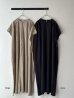 画像1: NATURAL LAUNDRY 80タイプライター ギャザーワンピース (1)