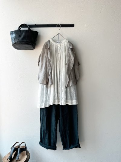 画像3: Veritecoeur スリーブレスギャザーブラウス  ( short )