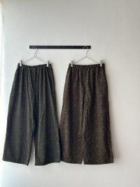 prit 40/1 キャラメルコール小花プリント ワイドパンツ