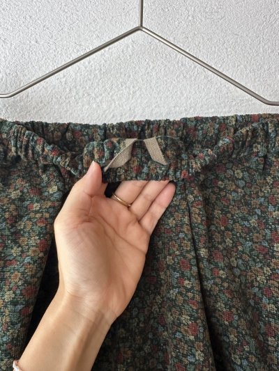 画像8: *sale30%off* prit 40/1 キャラメルコール小花プリント ワイドパンツ