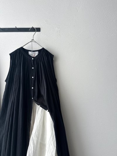 画像4: Veritecoeur スリーブレスギャザーブラウス  ( long )