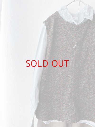 画像1: prit 40/1キャラメルコール小花プリント 2wayベスト 【クリックポスト（185円）発送可能】