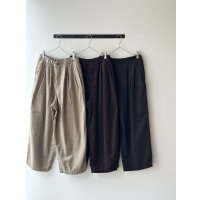grin 18wコーデュロイ タックラインパンツ