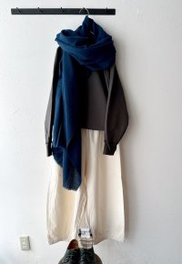 prit バックサテン 裾ダーツベイカーパンツ