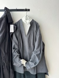 grin 綿ビエラ スキッパープルオーバー