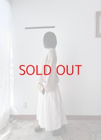 Véritécoeur ハンドニットハイネックプルオーバー