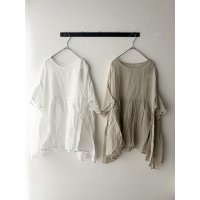 Véritécoeur リネンギャザープルオーバー