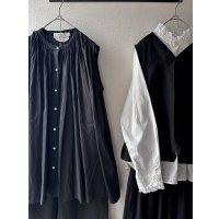 Veritecoeur スリーブレスギャザーブラウス  ( short )