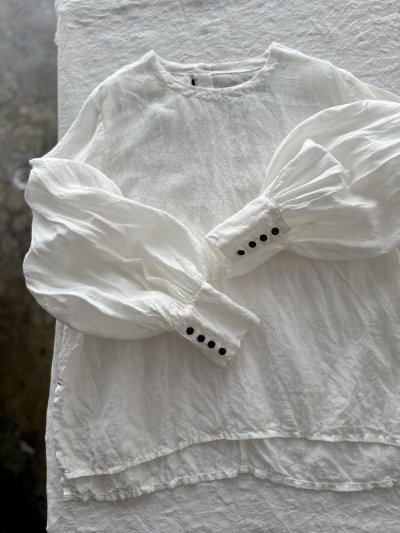 画像2: Luminaes 1/60手染めリネン ランタン袖ブラウス