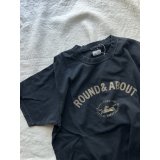 NATURAL LAUNDRY 硫化染め天竺 ランダバウトプリント半袖T【クリックポスト（185円）発送可能】