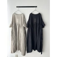 Véritécoeur リネンギャザーワンピース