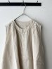 画像3: NATURAL LAUNDRY 40リネン ギャザーノースリ【クリックポスト（185円）発送可能】 (3)