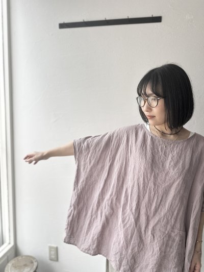 画像4: 【5月末までのご予約でポイント２倍】（予約 / ６月末入荷）　Luminaes 手染めリネン 後ろギャザープルオーバー