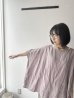 画像4: 【5月末までのご予約でポイント２倍】（予約 / ６月末入荷）　Luminaes 手染めリネン 後ろギャザープルオーバー (4)