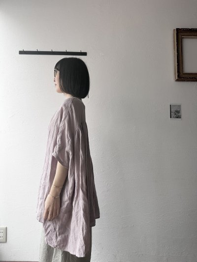 画像5: 【5月末までのご予約でポイント２倍】（予約 / ６月末入荷）　Luminaes 手染めリネン 後ろギャザープルオーバー