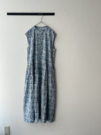Véritécoeur LIBERTY PRINT ノースリーブワンピース