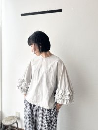 Gauze# FRILL SLEEVE BLOUSE