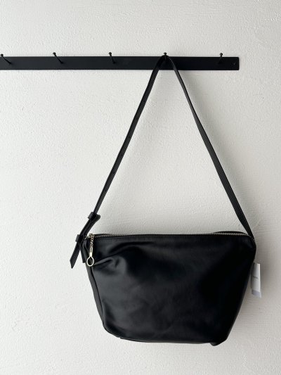 画像2: POMTATA OBIQUE SHOULDER M