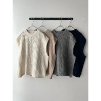 NATURAL LAUNDRY コットンウールメランジ ケーブルニットベスト