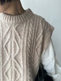NATURAL LAUNDRY コットンウールメランジ ケーブルニットベスト