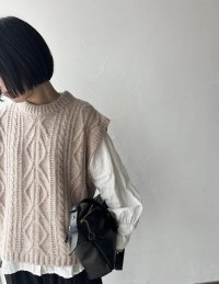 NATURAL LAUNDRY コットンウールメランジ ケーブルニットベスト