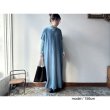 画像4: 【群青色】Luminaes　遠州灘リネン Vネックマキシワンピース【裾上げ対応】 (4)