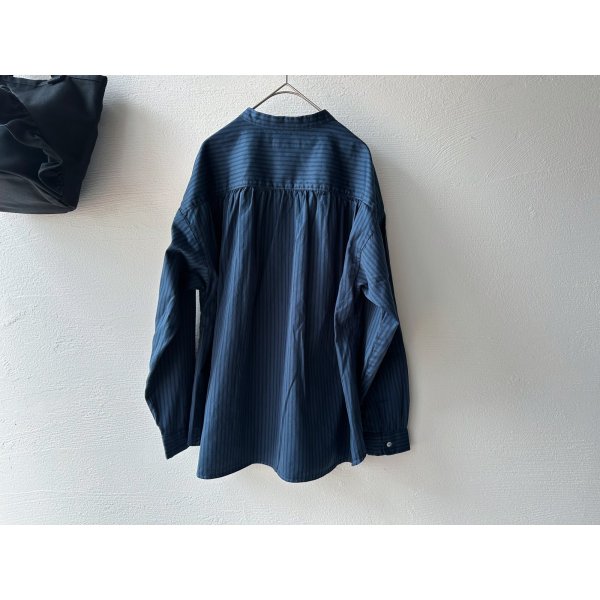 画像12: prit サテンダブルストライプ スタンドカラーギャザーブラウス【クリックポスト（185円）発送可能】 (12)