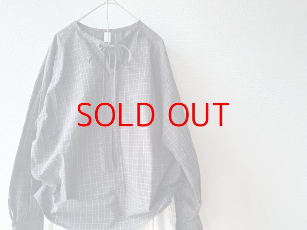画像8: nouvelles du paradis ミニチェックドライワッシャー チョーカーネックブラウス【クリックポスト（185円）発送可能】 (8)