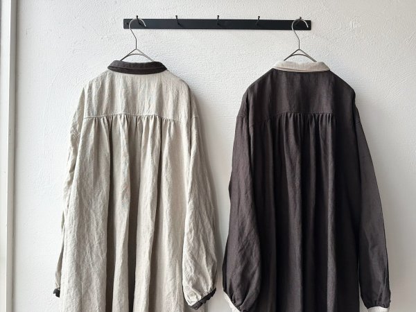 画像11: Luminaes ベルギーリネンキャンバス チビ襟バイカラーギャザーOP (11)