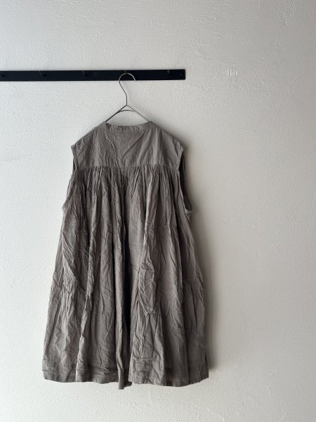 画像10: Veritecoeur スリーブレスギャザーブラウス  ( short ) (10)