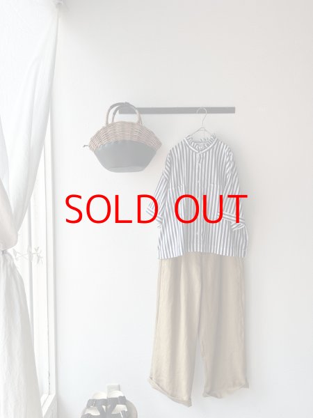 画像2: nouvelles du paradis ストライプクロス フリル衿ワイドブラウス【クリックポスト（185円）発送可能】 (2)