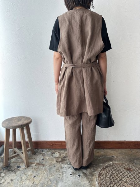 画像2: Luminaes コルトレイクリネン ストリングロングベスト (2)