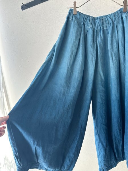 画像3:  Luminaes 藍染め キャステリンリネン タックボリュームPT (3)