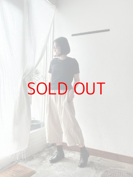 画像1: NATURALLAUNDRY 16Wコーデュロイ ワイドエッグパンツ (1)