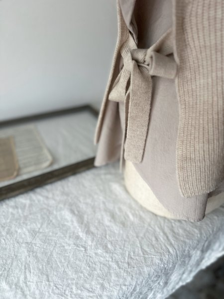 画像9: prit 2/15ラムウール7G片畦編み サイドリボンベスト (9)