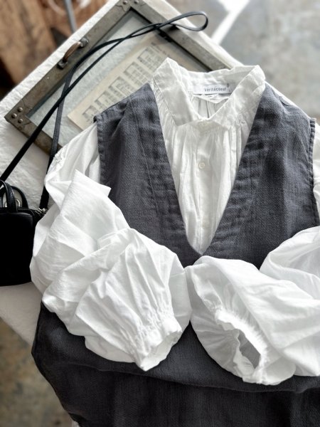 画像1: Veritecoeur アンティークブラウス (1)