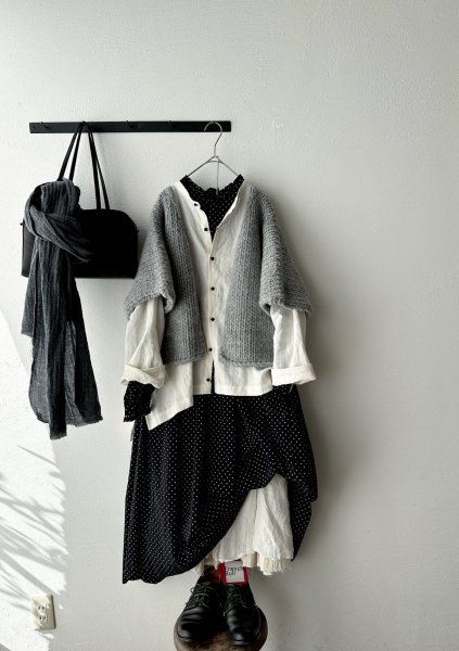 画像8: Veritecoeur ドルマンニットカーディガン (8)