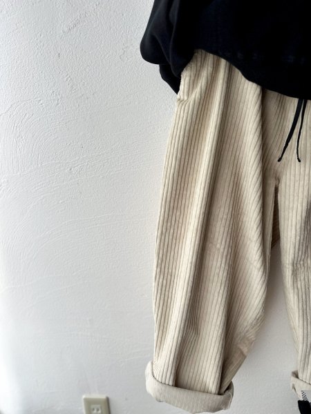 画像2: Luminaes ゆったりコーデュロイパンツ (2)