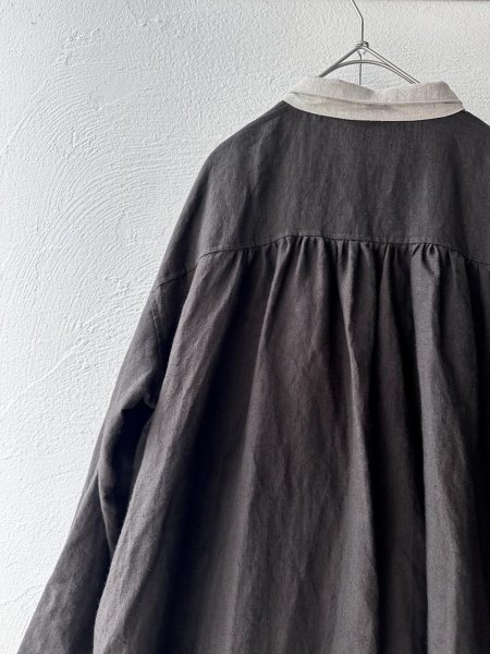 画像5: Luminaes ベルギーリネンキャンバス チビ襟バイカラーギャザーOP (5)