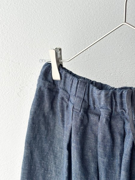 画像2: Luminaes リネンデニム タックスカート (2)