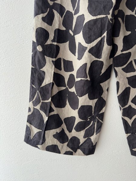 画像9: prit 60/1 リネンシーチングビッグフラワープリント タックイージーパンツ (9)