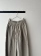画像3: Véritécoeur ガーメントダイタックギャザーパンツ (3)